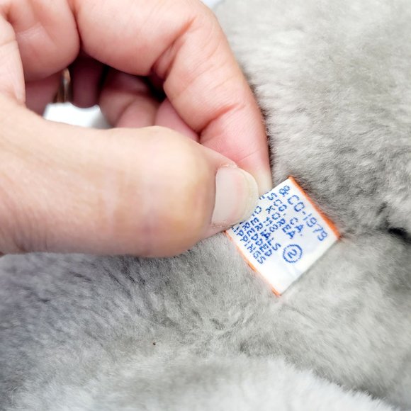 Vintage Dakin Gray Mama Elephant Stuffed Animal Realistic Nature Babies 70s 12" - Picture 9 of 9